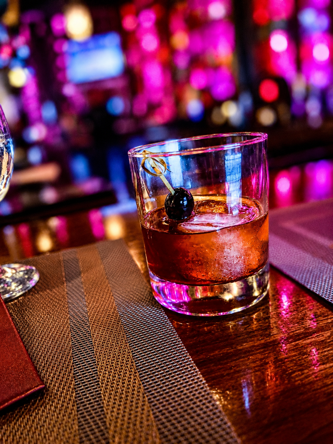 IMC Restaurant and Bar Drink On The BAr